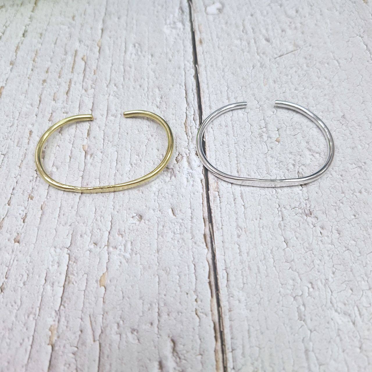Pulseras de laton